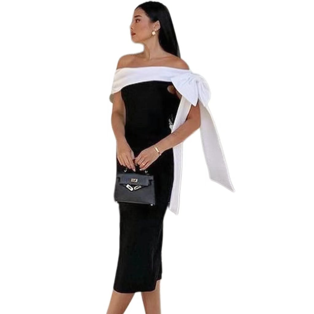 Robe Cocktail Chic Noir & Blanc à Épaules Dénudées