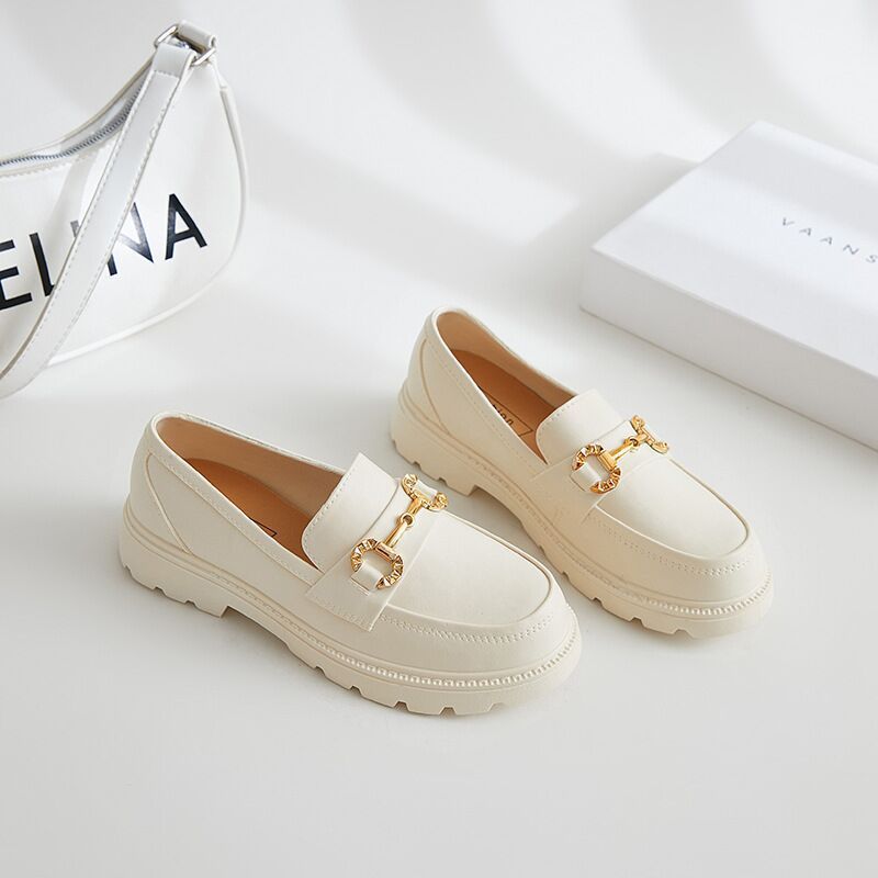 NIVANOO | Chaussures Plateformes Rétro à Bout Rond & Boutons Dorés