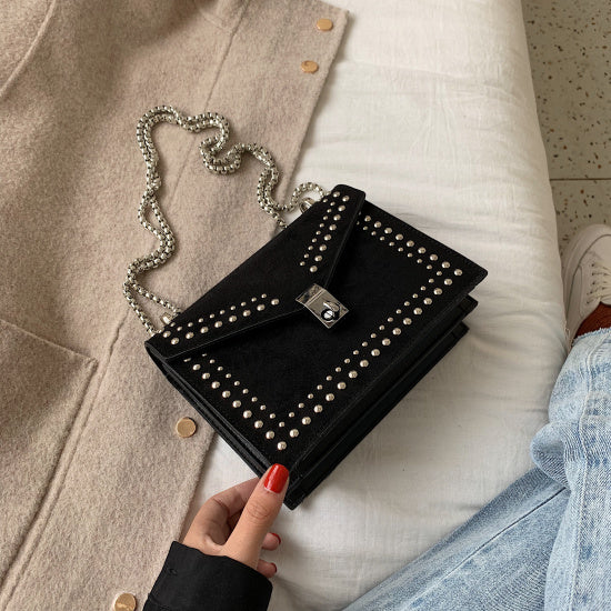 NIVANOO | Sac Bandoulière Clouté Moderne