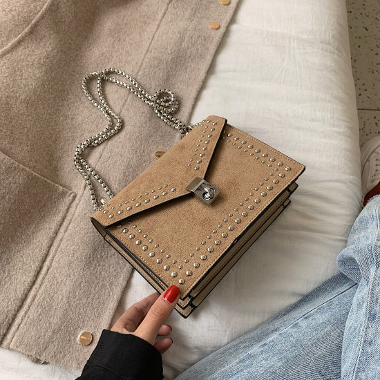 NIVANOO | Sac Bandoulière Clouté Moderne