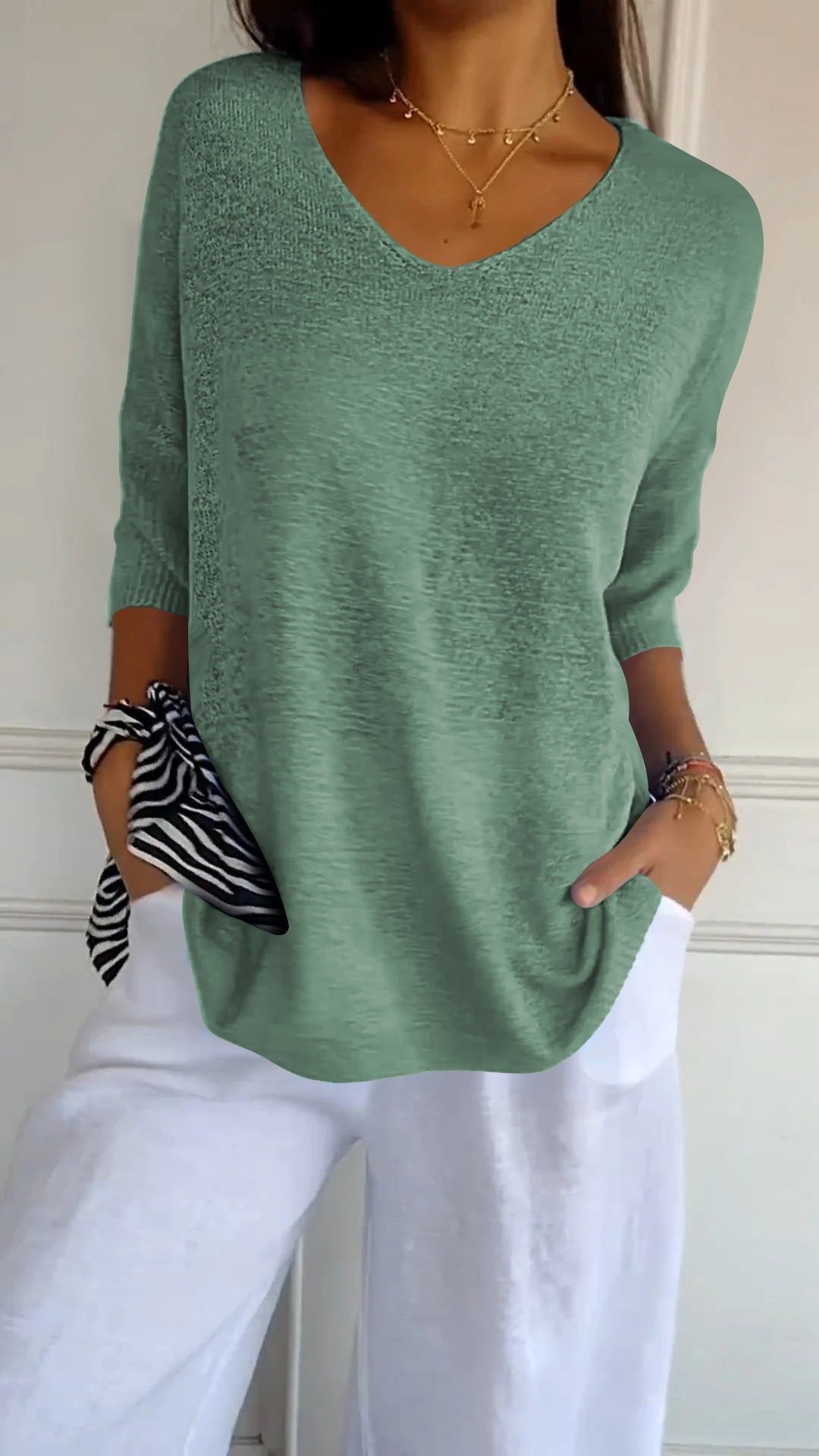 NIVANOO | Pull à Col V Ajusté en Maille Fine