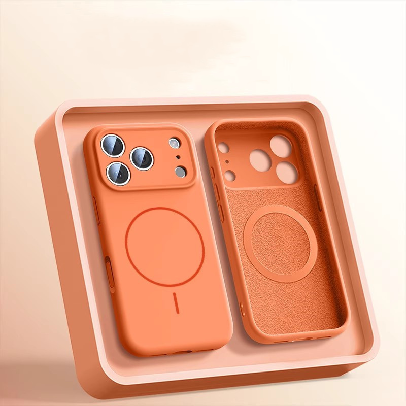 SkinEase Silicone Case – MagSafe Ready with Soft-Touch Comfort